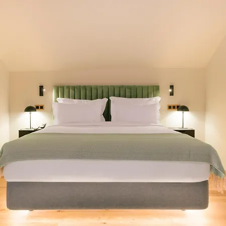 Pestana Rua Augusta 4*